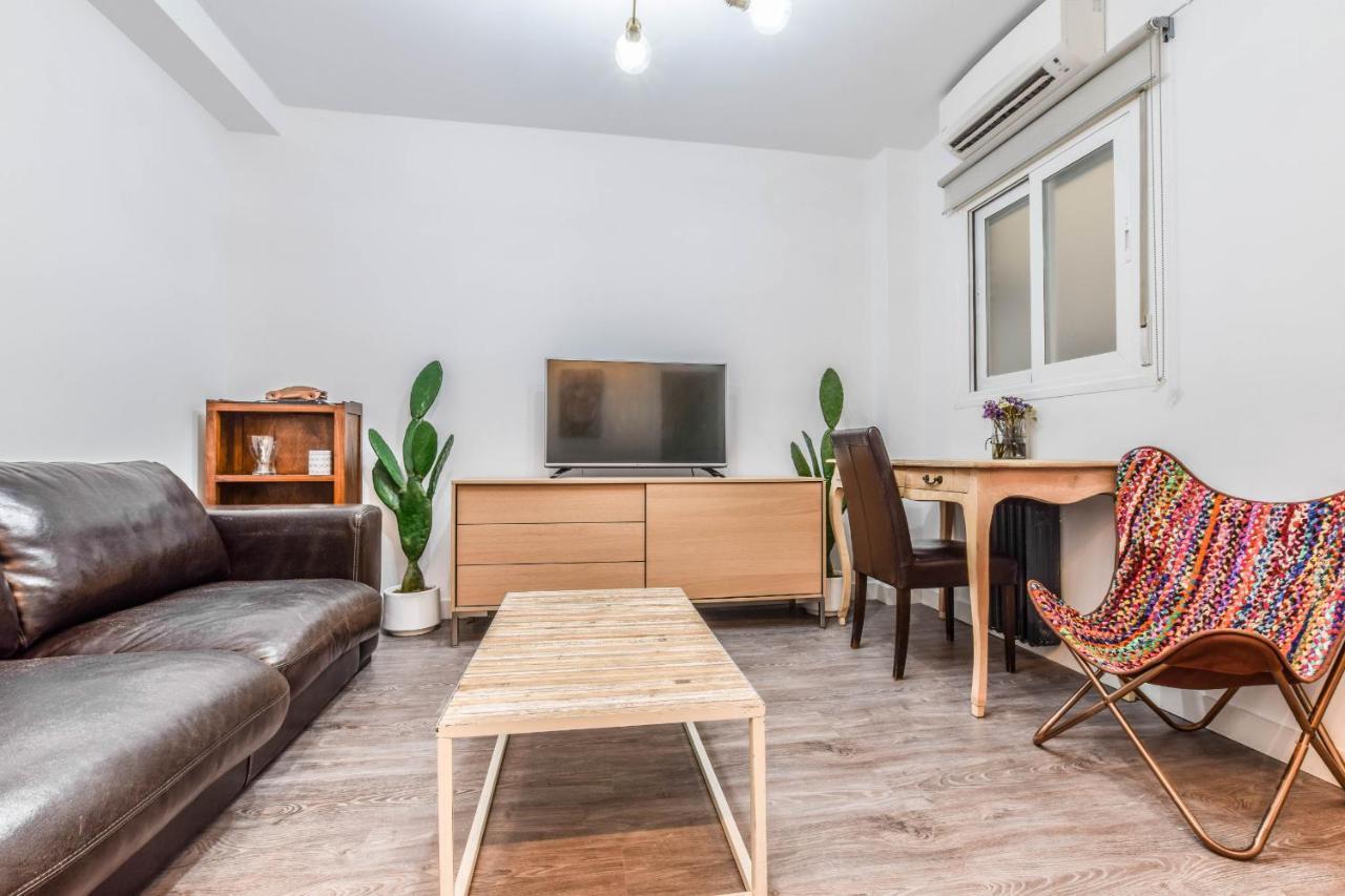 マドリードApartamento En Malasanaアパートメント エクステリア 写真